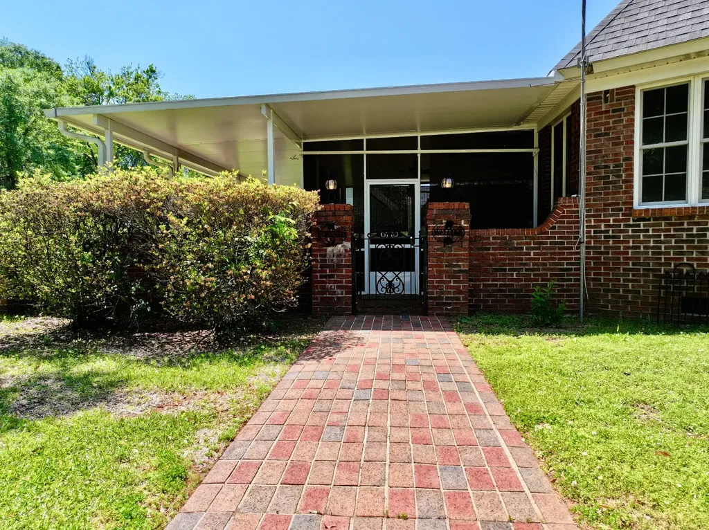 408 East Rose Street Jackson AL 36545