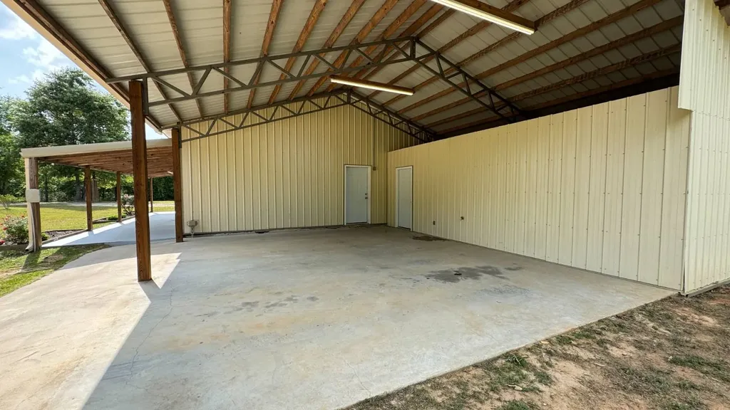 1297 Ernest Everett Road Vinegar Bend AL 36584
