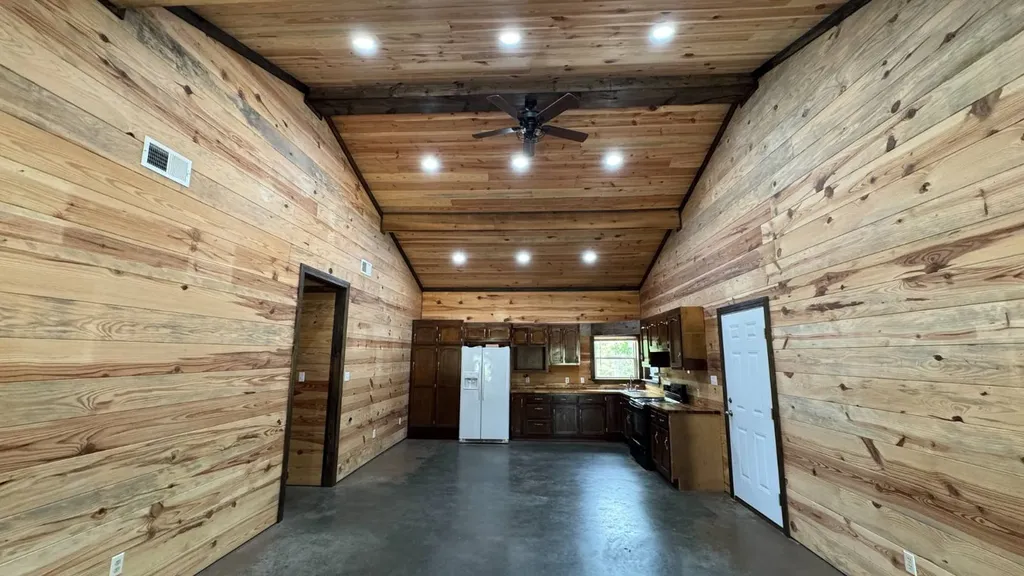 1297 Ernest Everett Road Vinegar Bend AL 36584