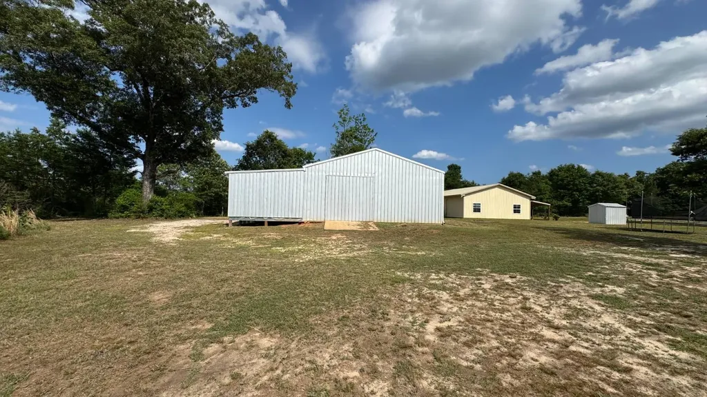 1297 Ernest Everett Road Vinegar Bend AL 36584