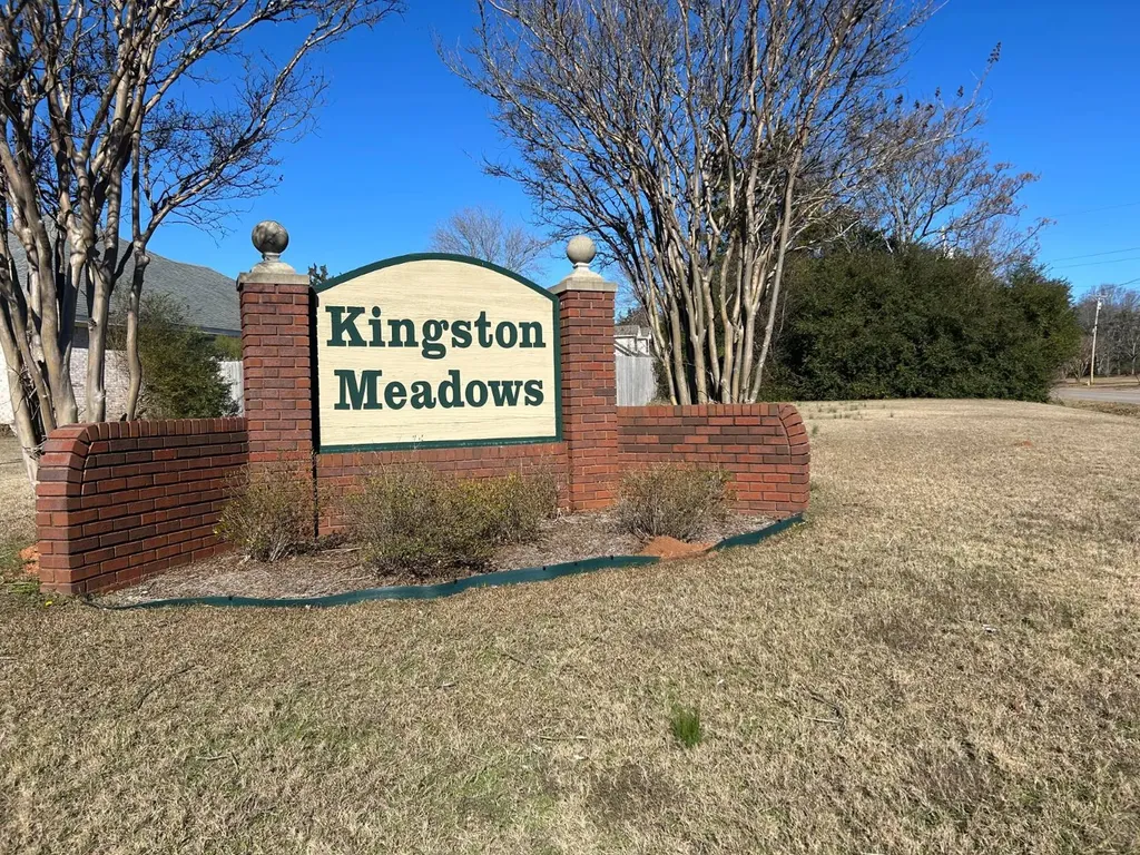 1325 Crows Pass Prattville AL 36067