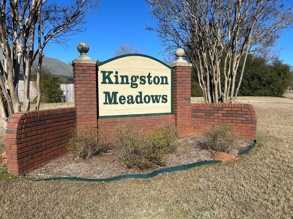 1325 Crows Pass Prattville AL 36067