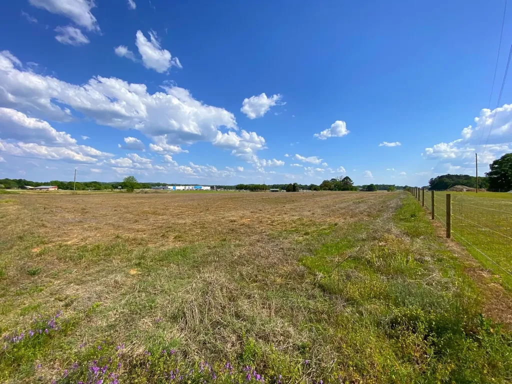 3184 Us-hwy 43 Fayette AL 35555