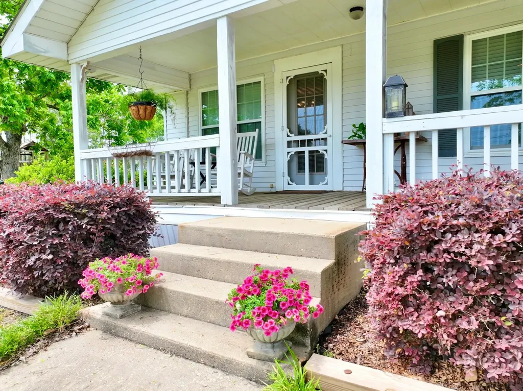 12601 Highway 43 Grove Hill AL 36451