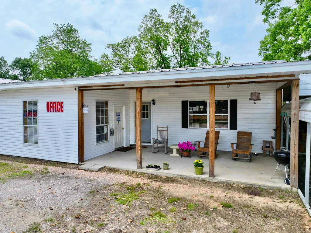 12601 Highway 43 Grove Hill AL 36451