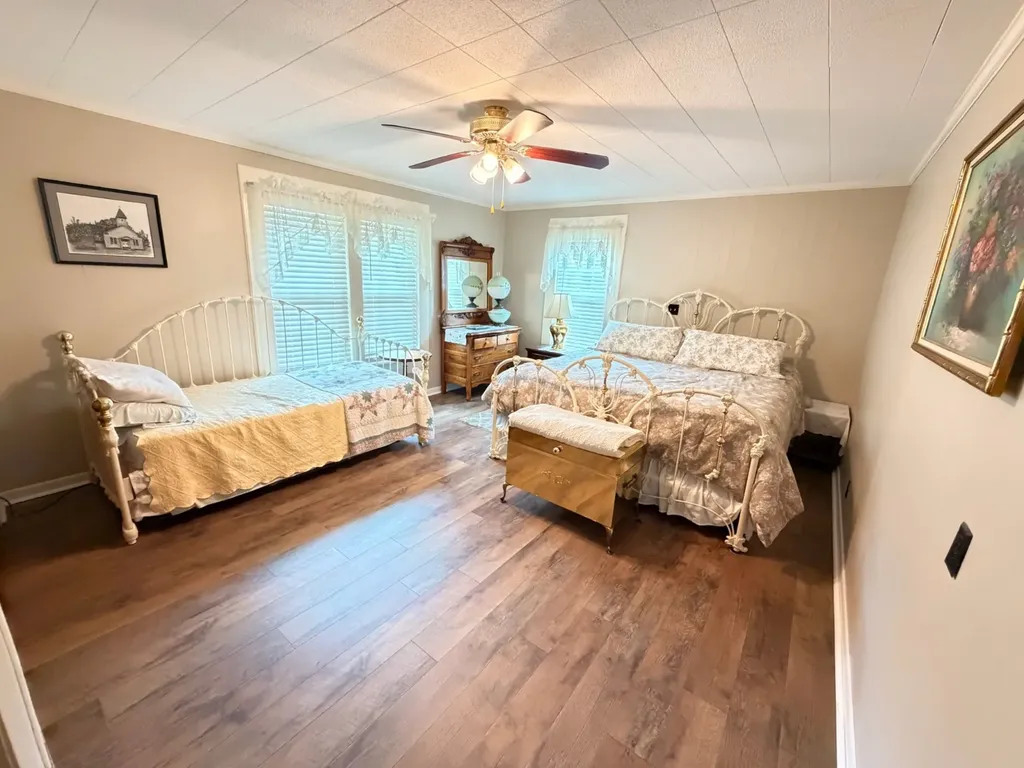 12601 Highway 43 Grove Hill AL 36451