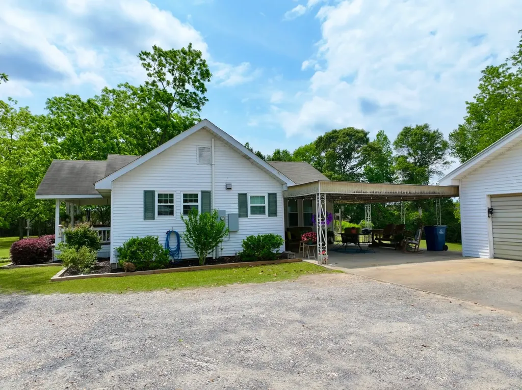 12601 Highway 43 Grove Hill AL 36451