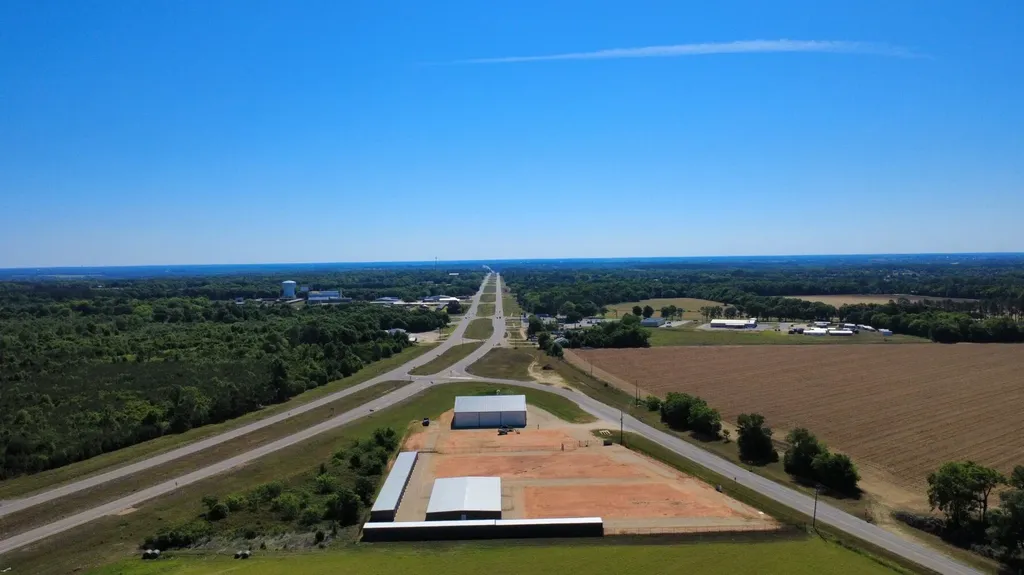 40 W St Highway 92 Newton AL 36352