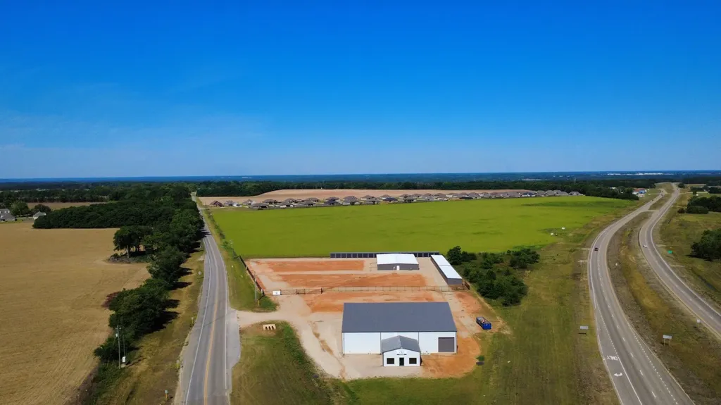 40 W St Highway 92 Newton AL 36352