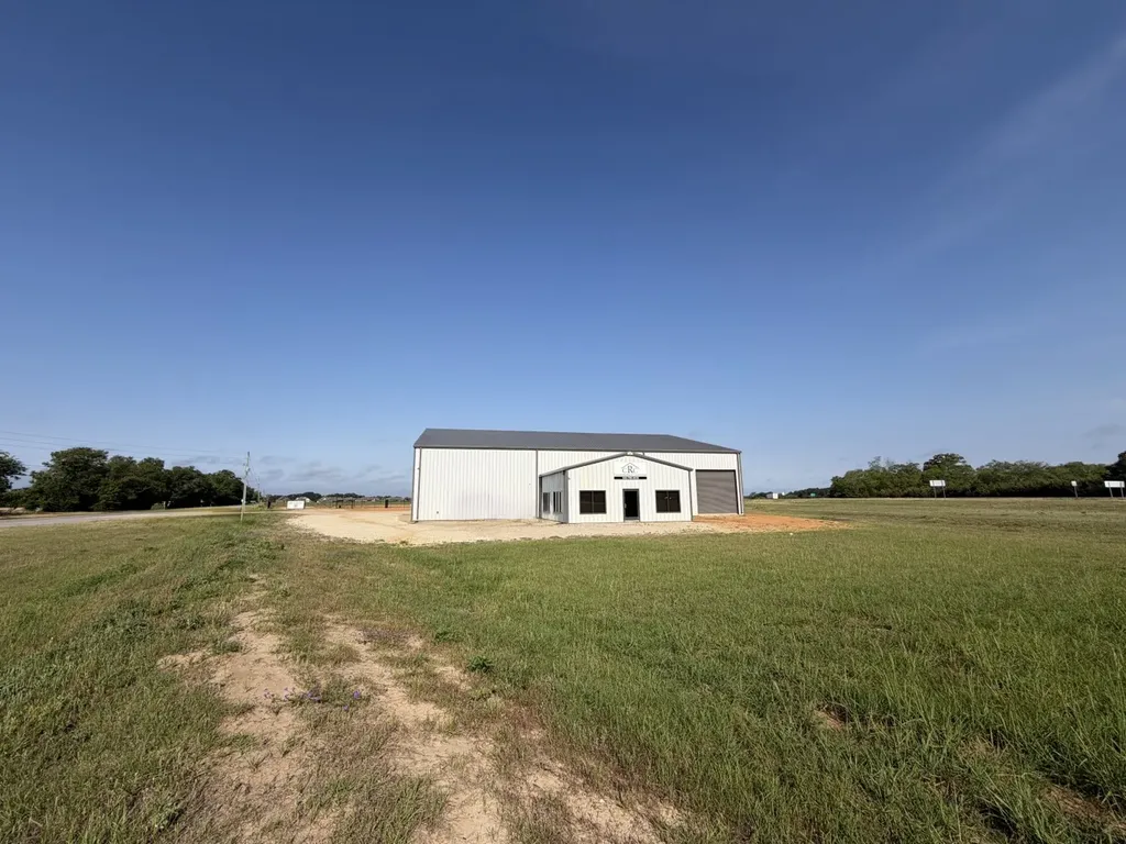 40 W St Highway 92 Newton AL 36352