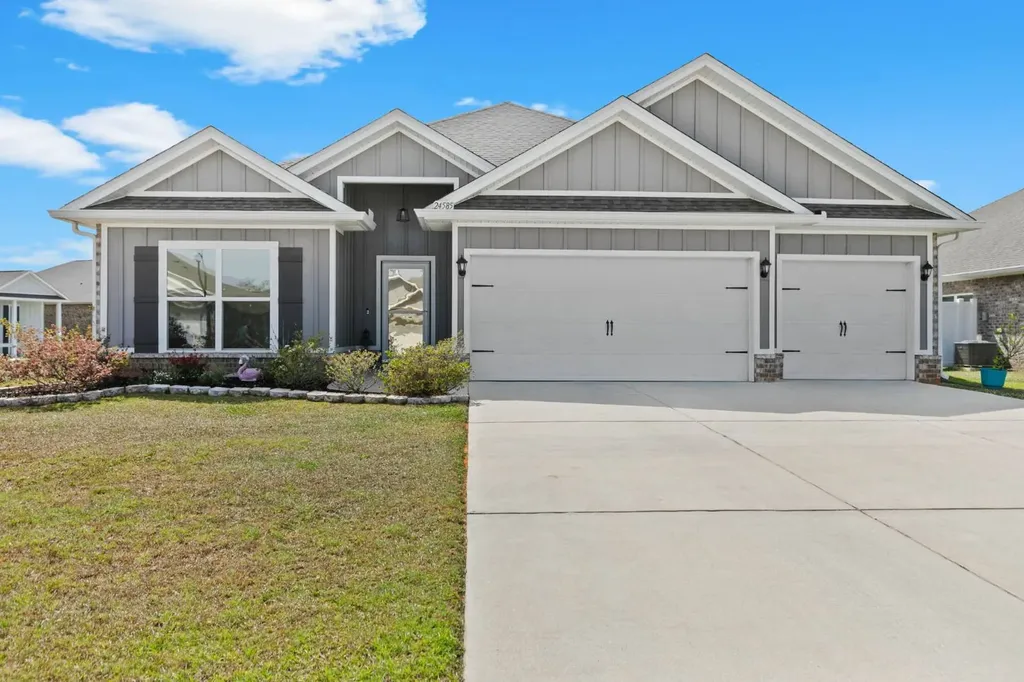 24585 Smarty Jones Circle Daphne AL 36526