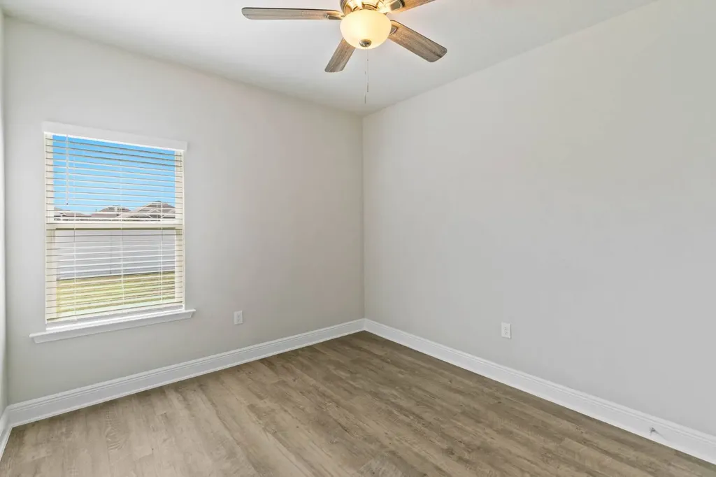 24585 Smarty Jones Circle Daphne AL 36526