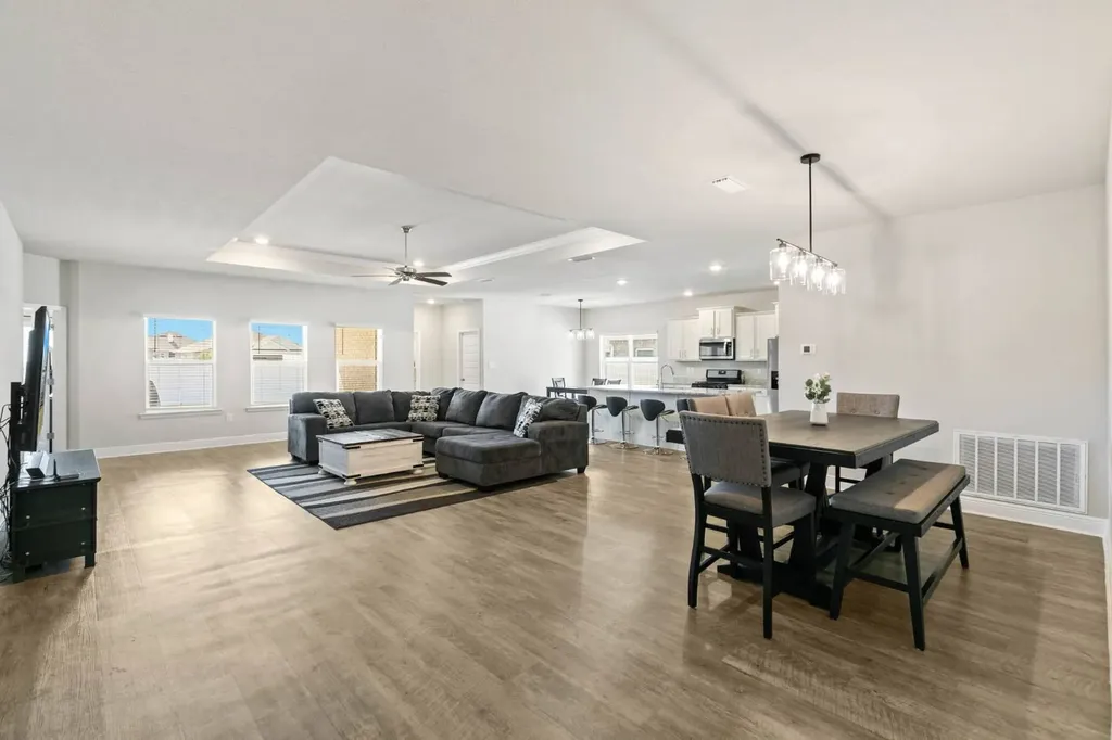 24585 Smarty Jones Circle Daphne AL 36526