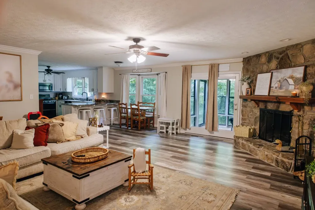 1202 Walker Drive Glencoe AL 35905