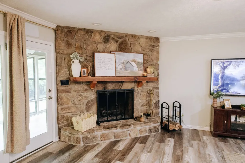 1202 Walker Drive Glencoe AL 35905