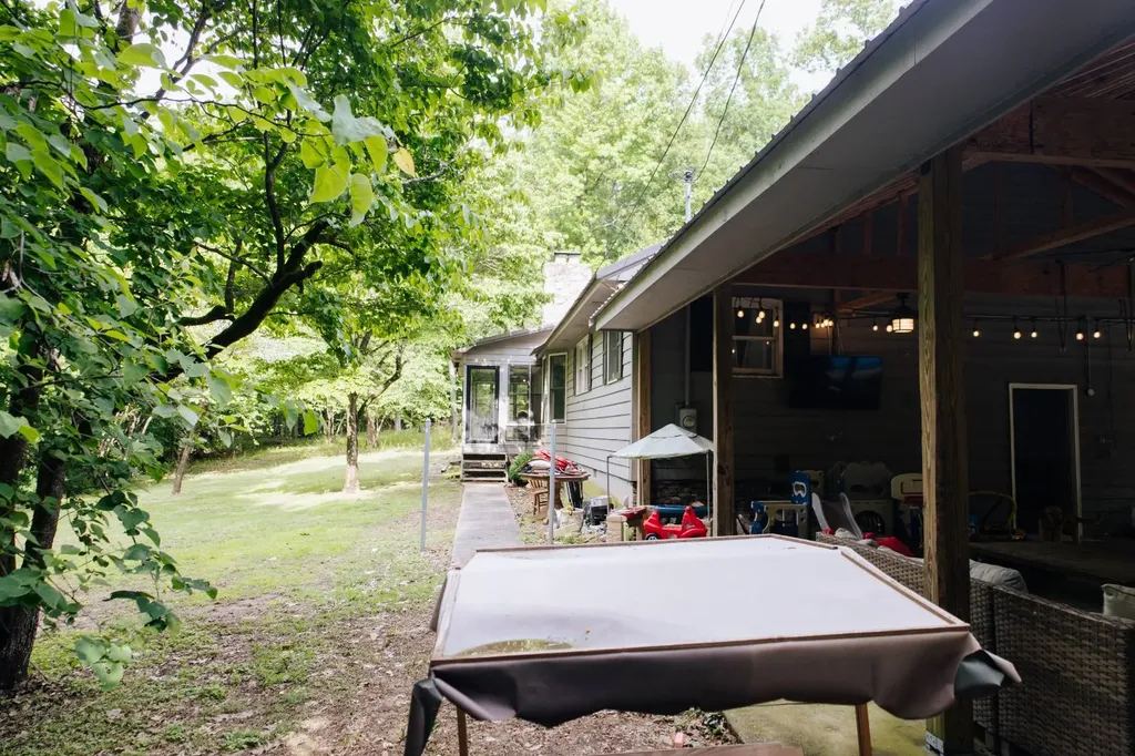 1202 Walker Drive Glencoe AL 35905