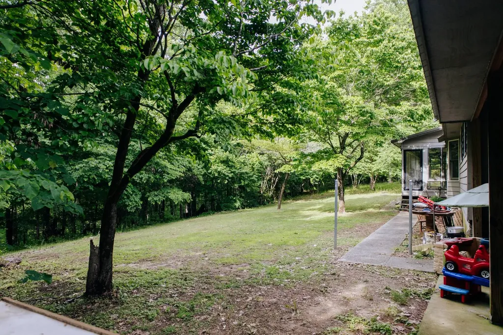 1202 Walker Drive Glencoe AL 35905