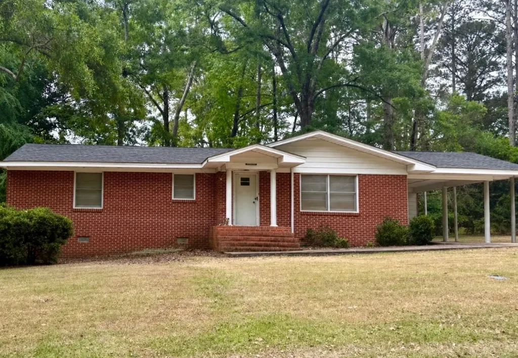406 Patrick Place Butler AL 36904