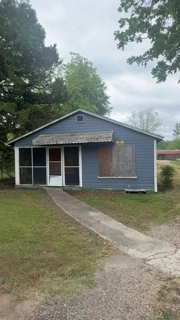 1929 22nd Street SW Lanett AL 36863