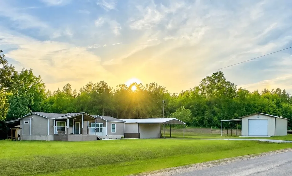 964 Wimberly Road Gilbertown AL 36908
