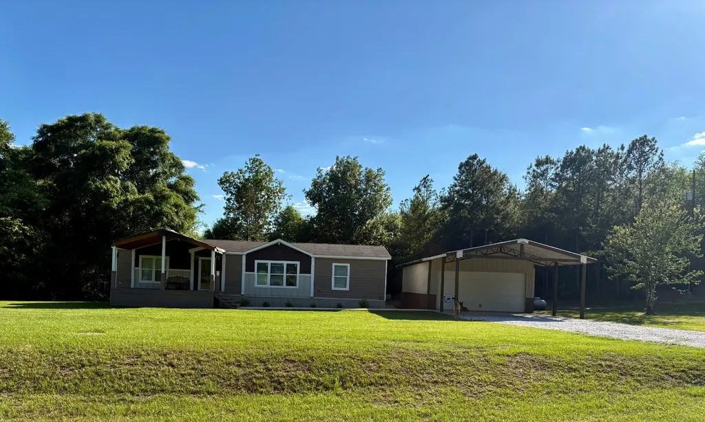 964 Wimberly Road Gilbertown AL 36908