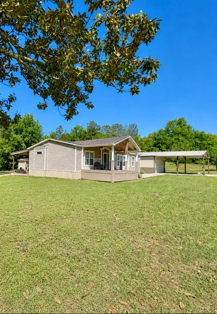 964 Wimberly Road Gilbertown AL 36908