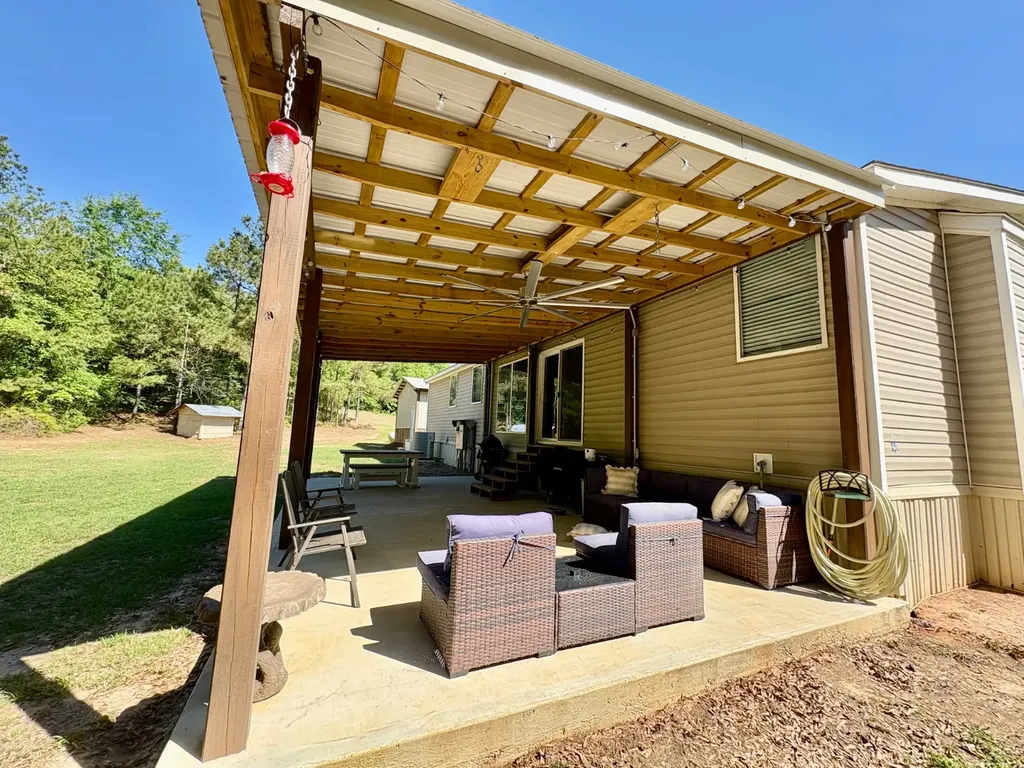 964 Wimberly Road Gilbertown AL 36908