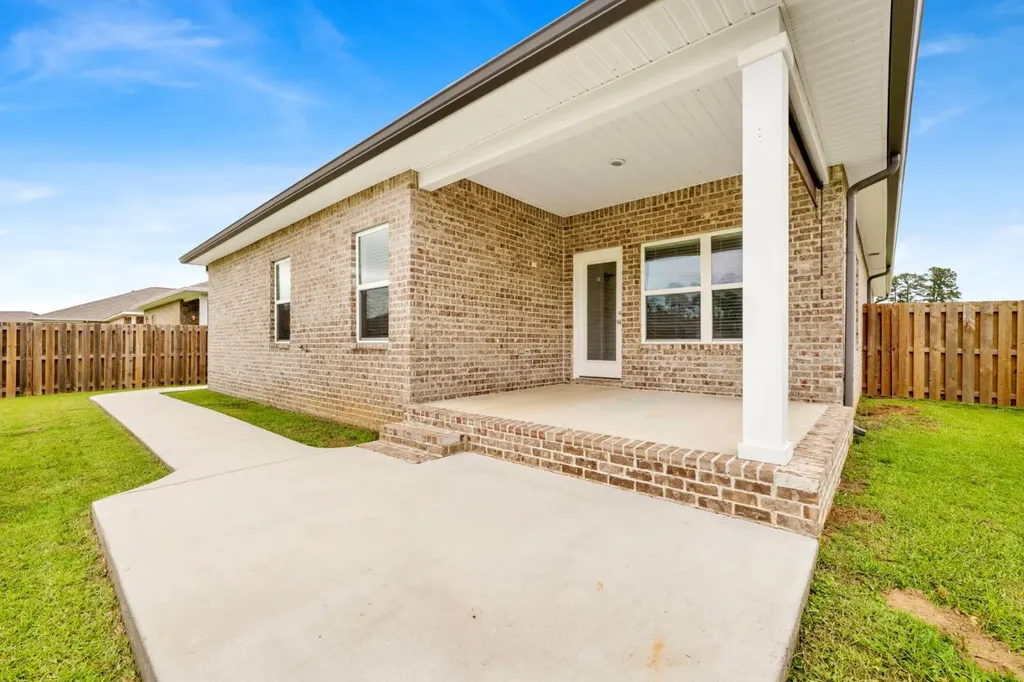 390 Wickman Avenue Gulf Shores AL 36542