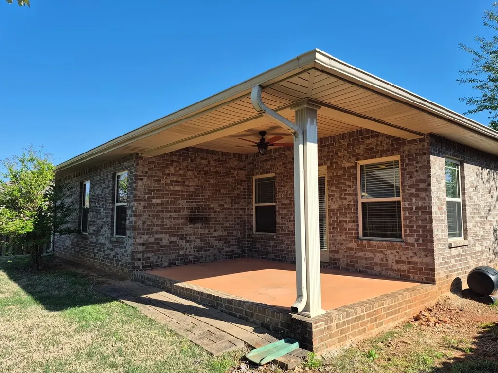 402 Bay Tree Huntsville AL 35824
