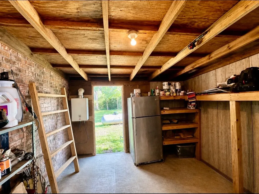 1095 Paragon Road Gilbertown AL 36908
