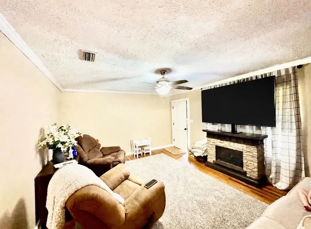 1095 Paragon Road Gilbertown AL 36908