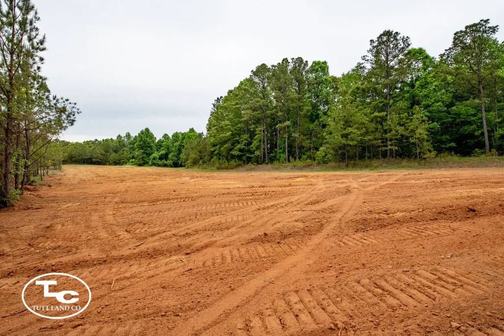 00 M L King Highway Eutaw AL 35462