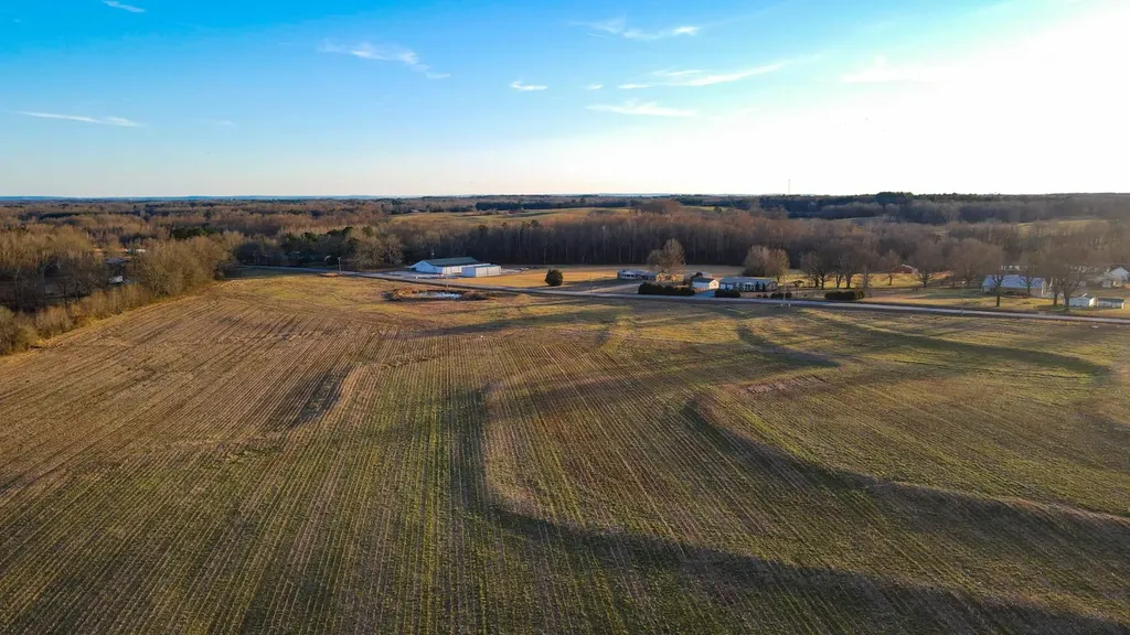 1 Highway 20 Florence AL 35633