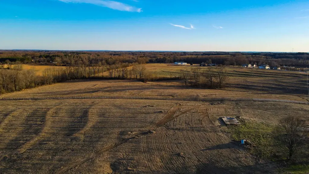 1 Highway 20 Florence AL 35633