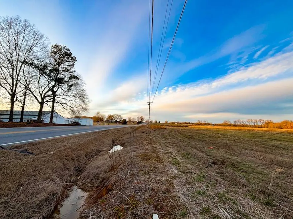 1 Highway 20 Florence AL 35633