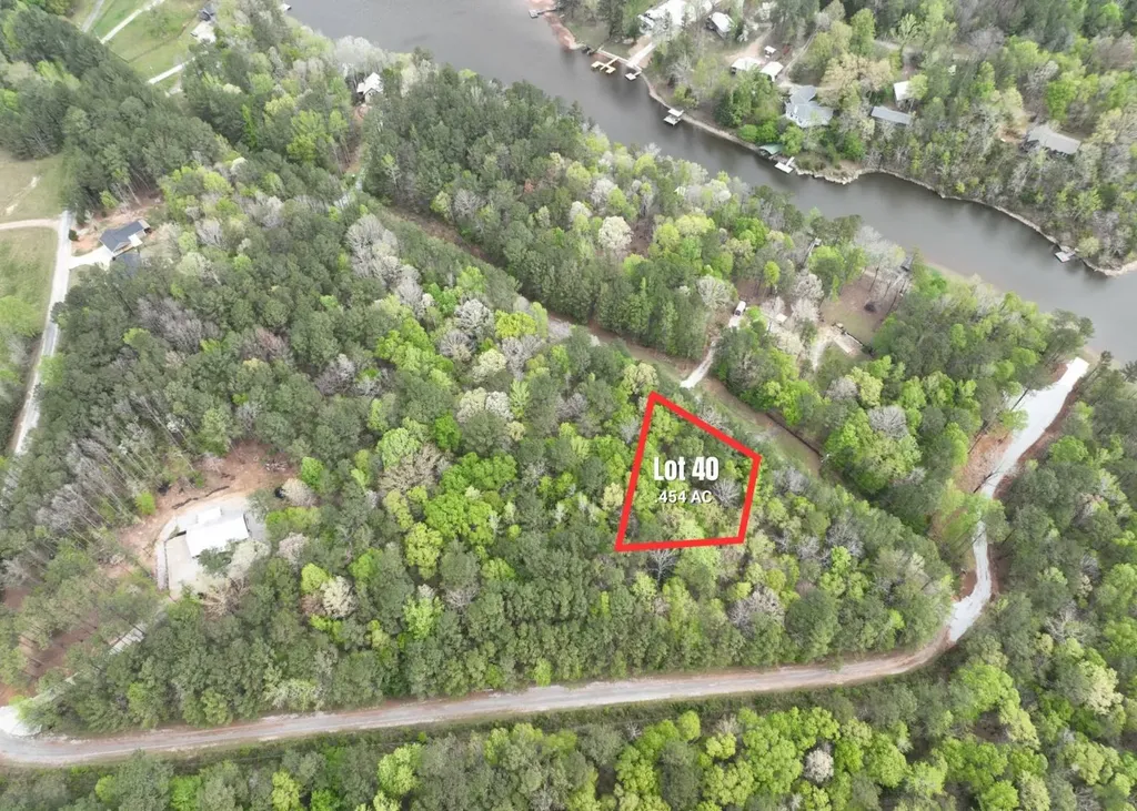 Lot 40 Crystal Cove Wedowee AL 36278