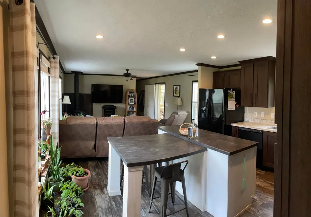 130 Honeycut Randolph AL 36792