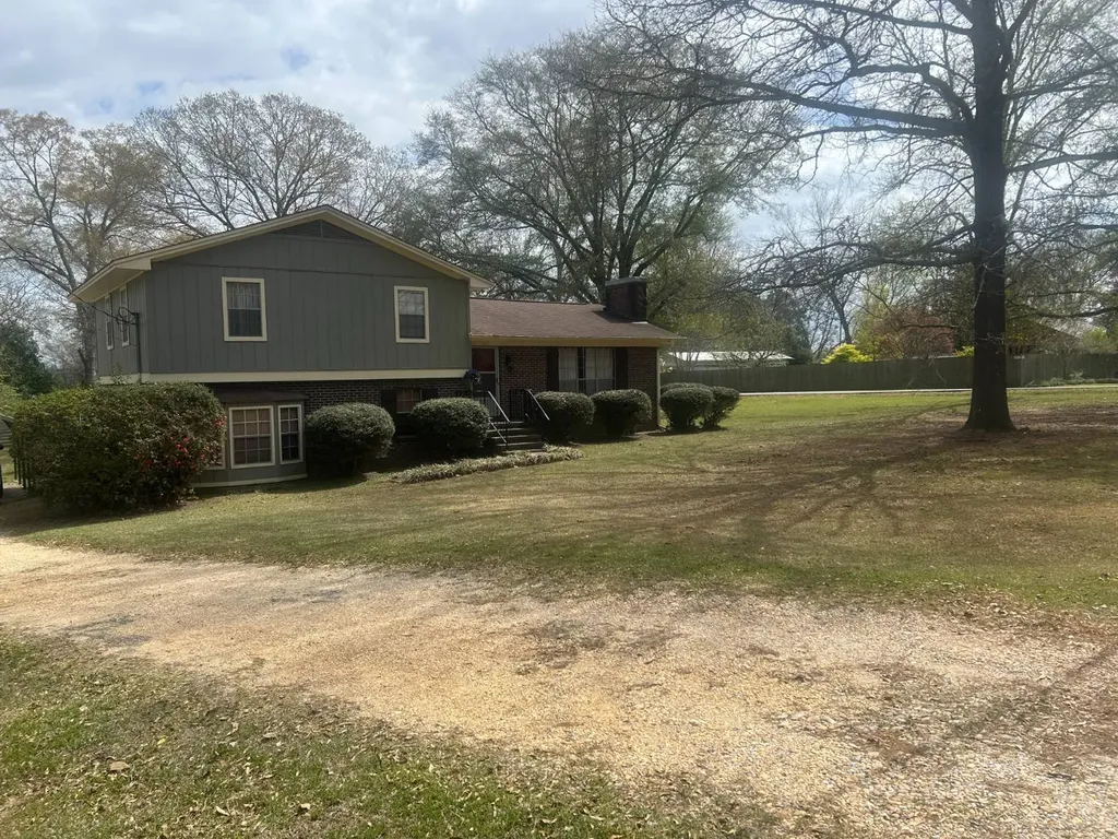 163 Maple Drive Maplesville AL 36750