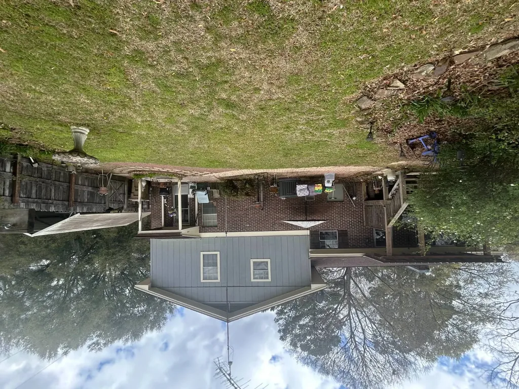 163 Maple Drive Maplesville AL 36750