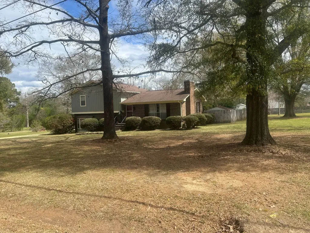 163 Maple Drive Maplesville AL 36750