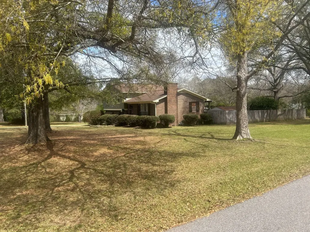 163 Maple Drive Maplesville AL 36750