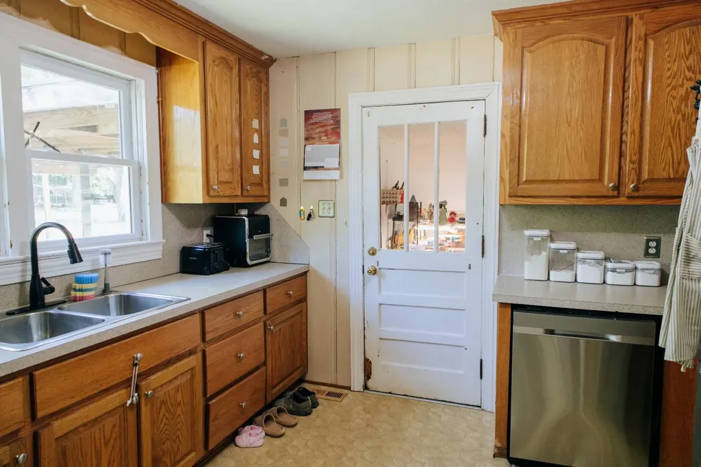 201 Hinds Road Gadsden AL 35904