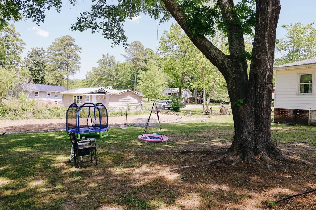 201 Hinds Road Gadsden AL 35904