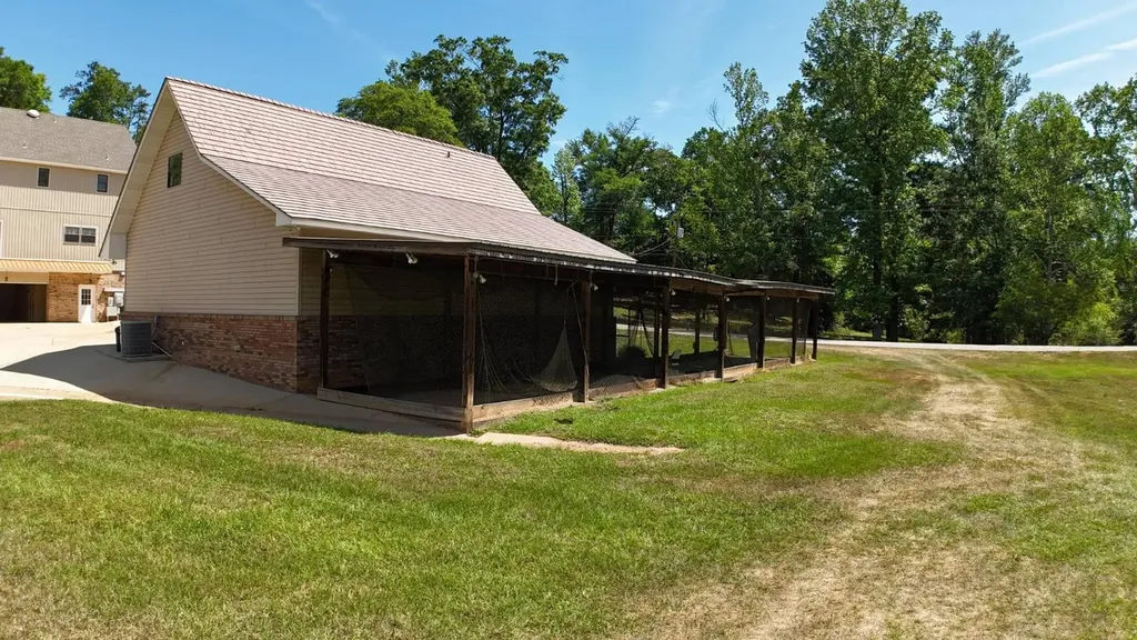 115 5th Avenue Grove Hill AL 36451