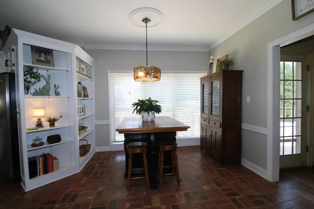 115 5th Avenue Grove Hill AL 36451