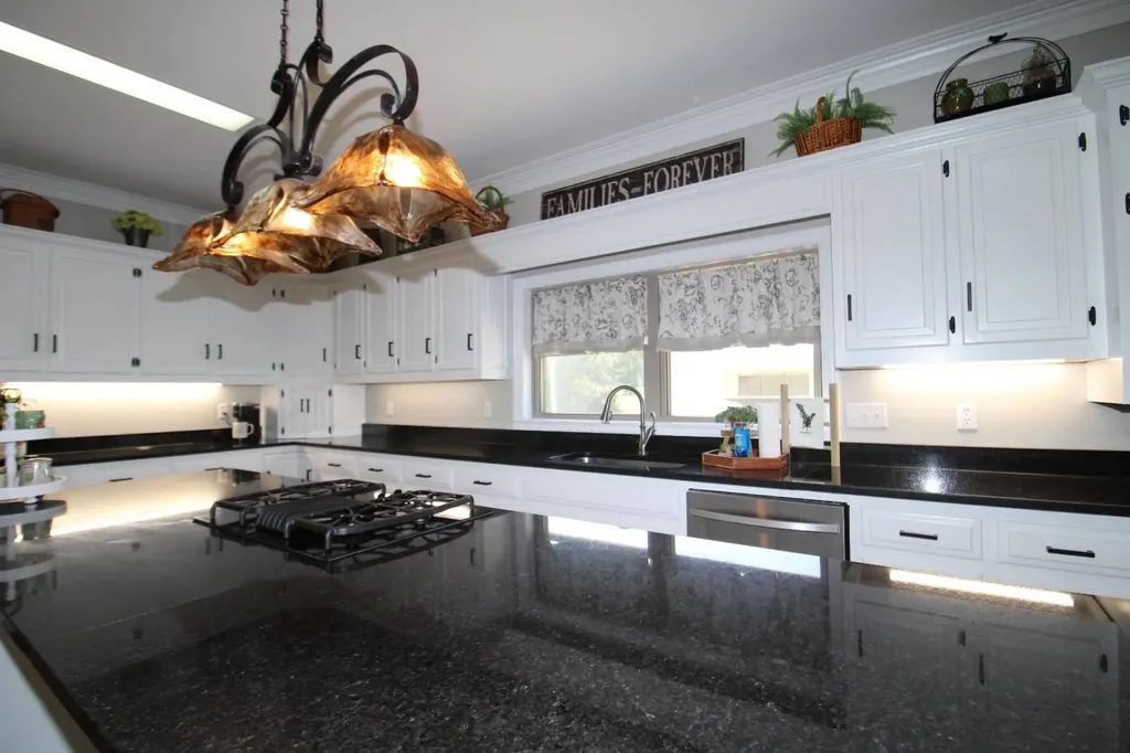 115 5th Avenue Grove Hill AL 36451