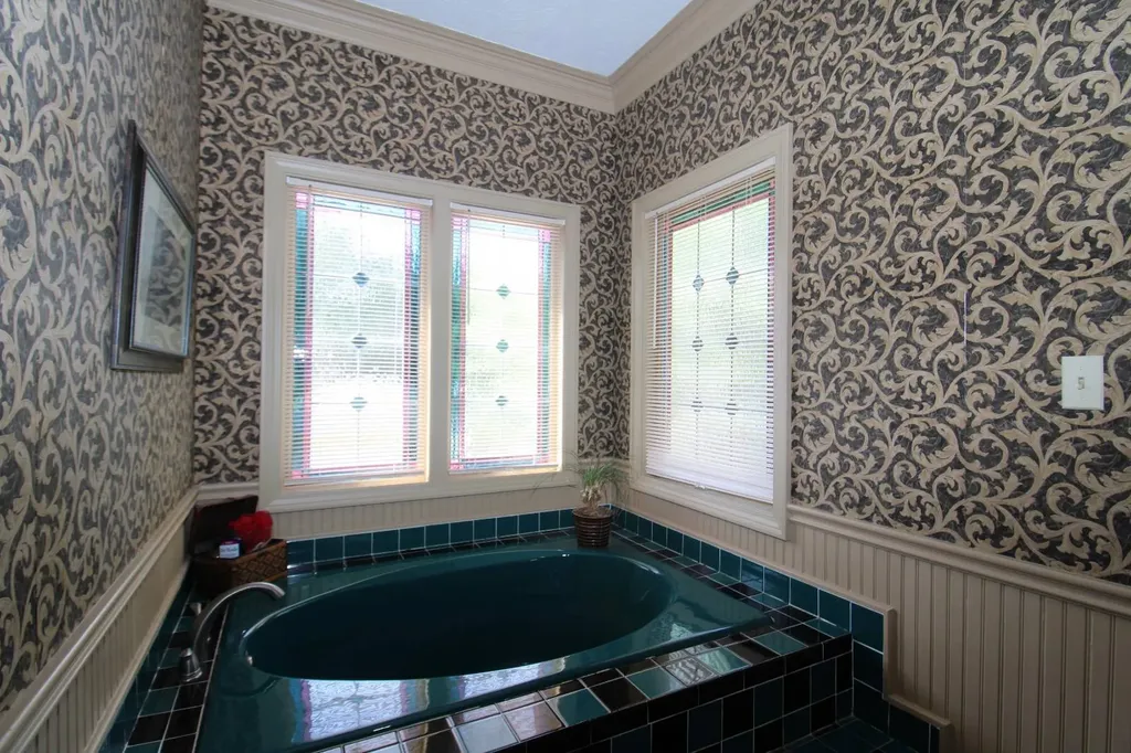 115 5th Avenue Grove Hill AL 36451