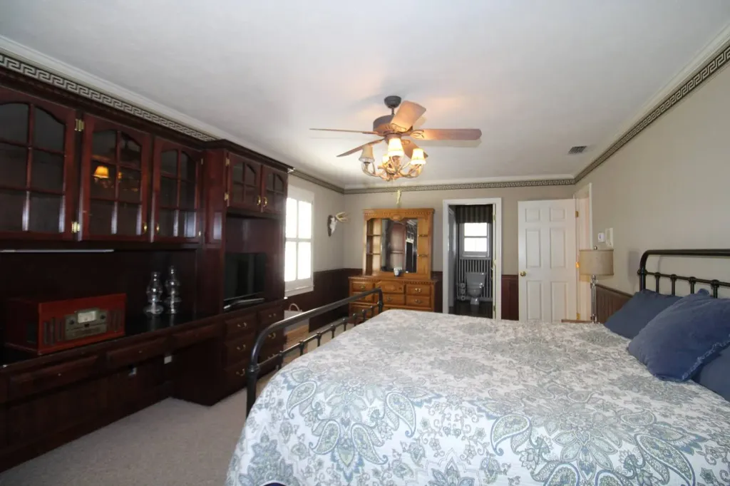 115 5th Avenue Grove Hill AL 36451