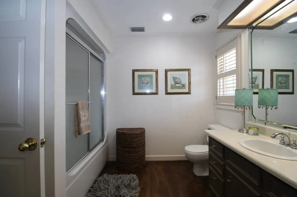 115 5th Avenue Grove Hill AL 36451