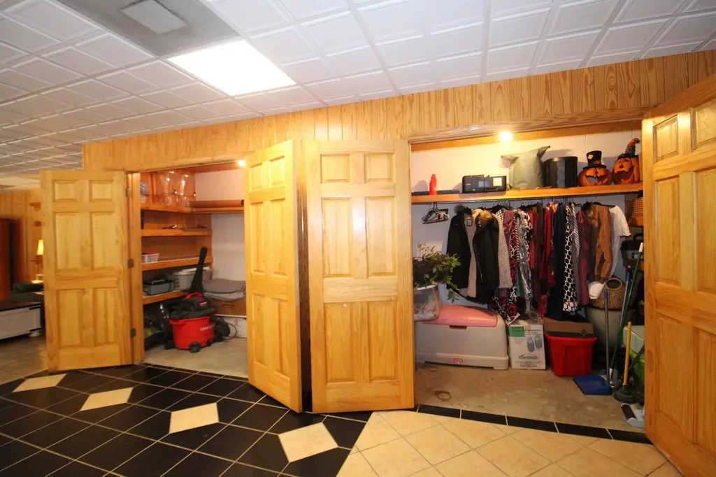 115 5th Avenue Grove Hill AL 36451